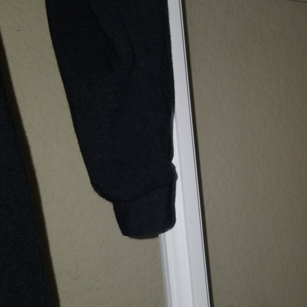 T - Picture 3 of 4